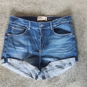 Retro high wasted Jean shorts